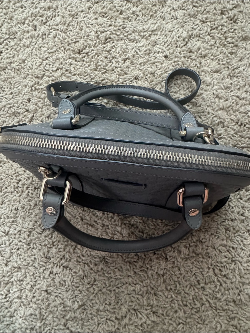Gucci Grey Microguccissima Leather Mini Dome Crossbody Bag - Picture 12 of 16